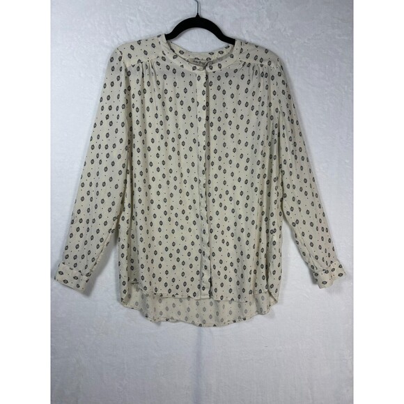 Lucky Brand Tops - Lucky Brand Shirt Top Women Large Beige Black Geometric Classic Concealed Button
